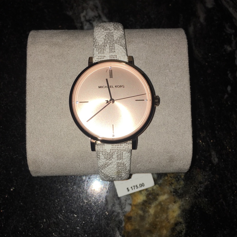 💝Michael Kors Watch - Picture 3 of 6